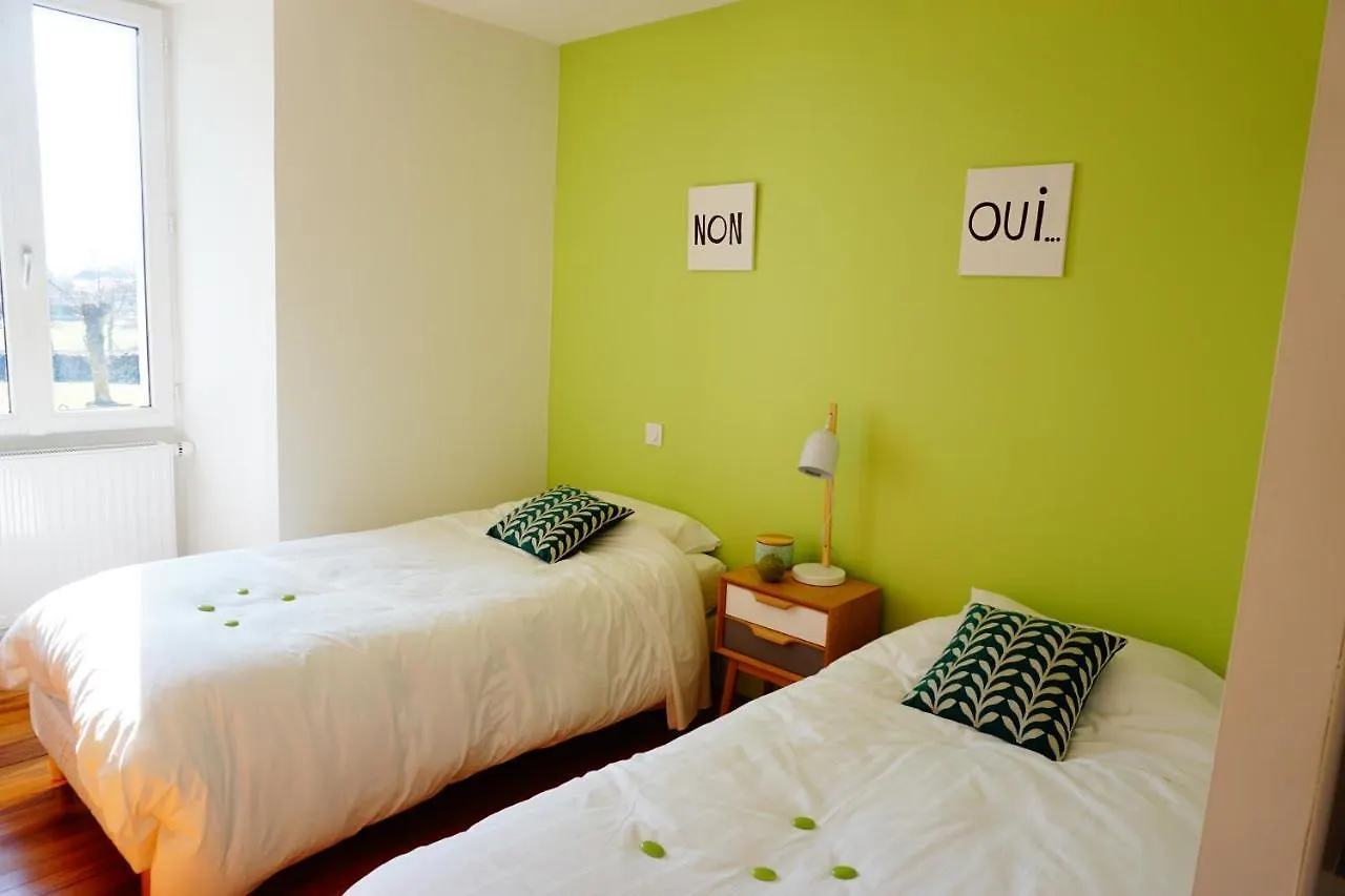 Le Clos Hotel Bazus-Aure 0*,  France